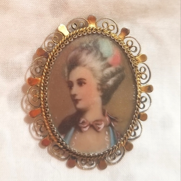 ANTQ MINIATURE Hand Painted on Silk Victorian Lady Silver Pendant Brooch - Picture 6 of 6